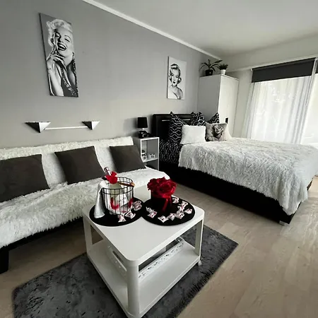 Marylin Apartman
